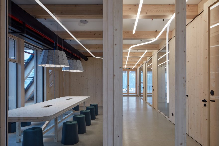 Klouboucká 森林总部丨俄罗斯丨Mjölk architects-36