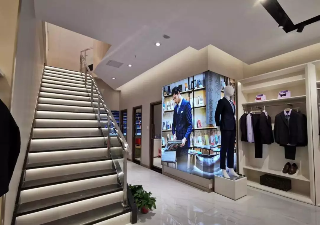 
克莱因设计丨伟志高端男装品牌 -3