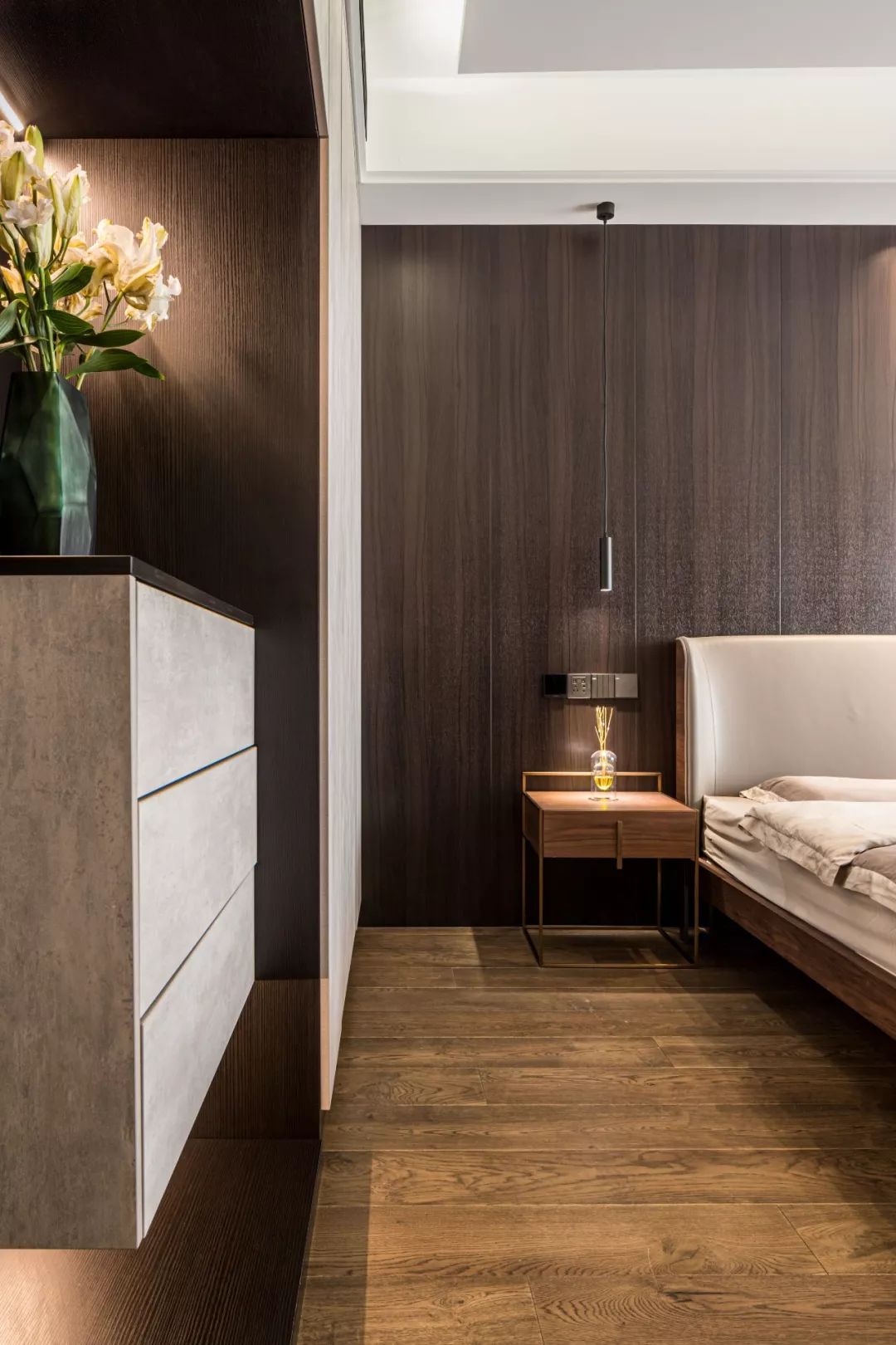 阜阳高档公寓极简主义家居设计,光与材质的完美融合-16