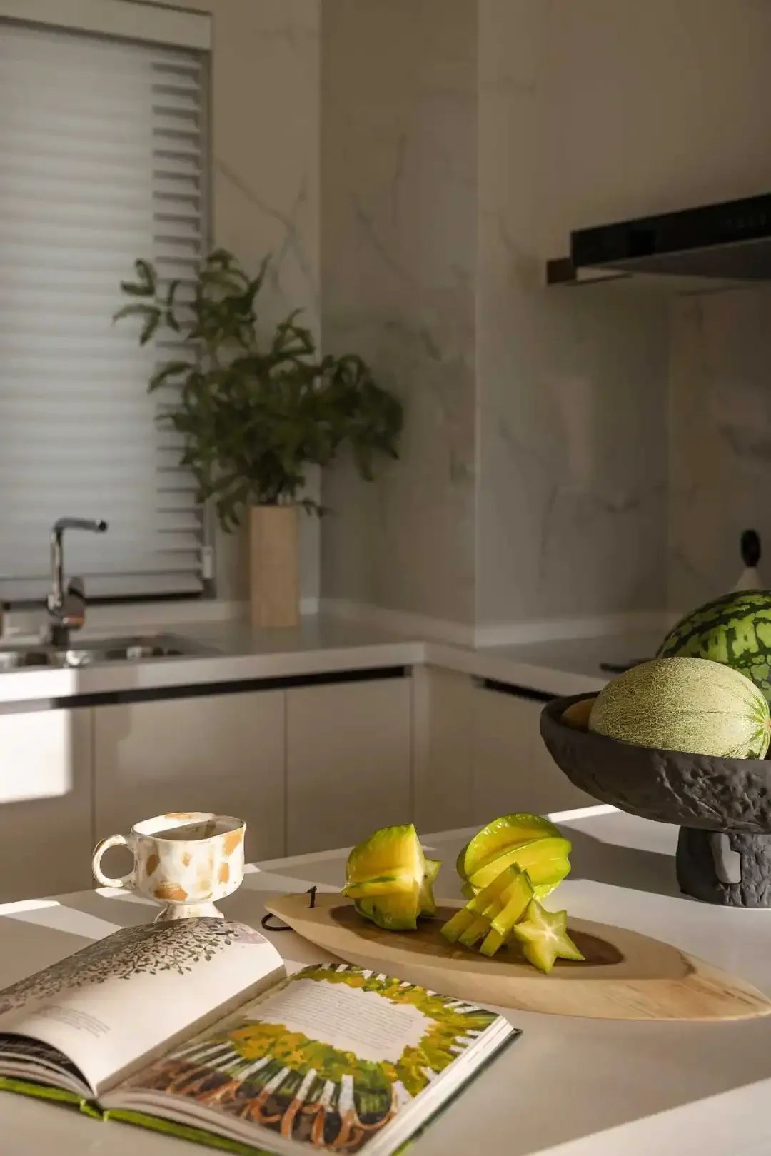 广州地铁·珑曜上城87㎡样板间丨中国广州丨奥迅设计-18