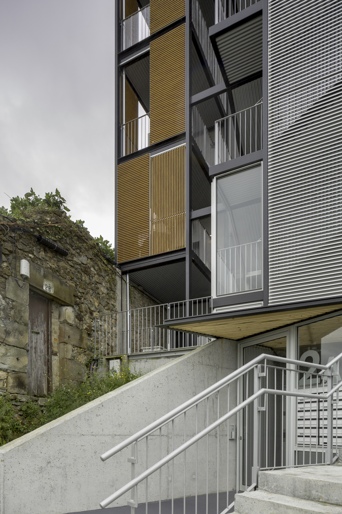 河滨重生 · 2A Dique 街老建筑翻新丨西班牙丨Behark-45