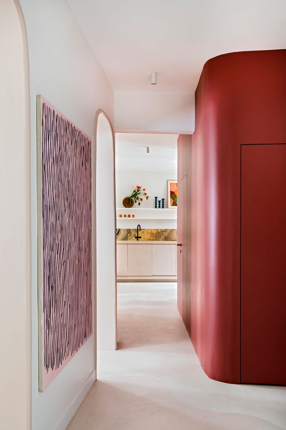 巴黎优雅公寓的粉色大胆设计-7