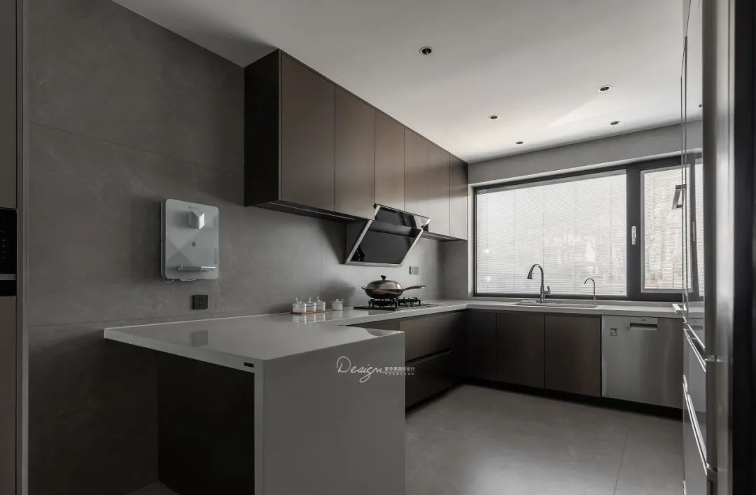 富力湾 300㎡现代简约设计丨张帝,杨闵涵-38