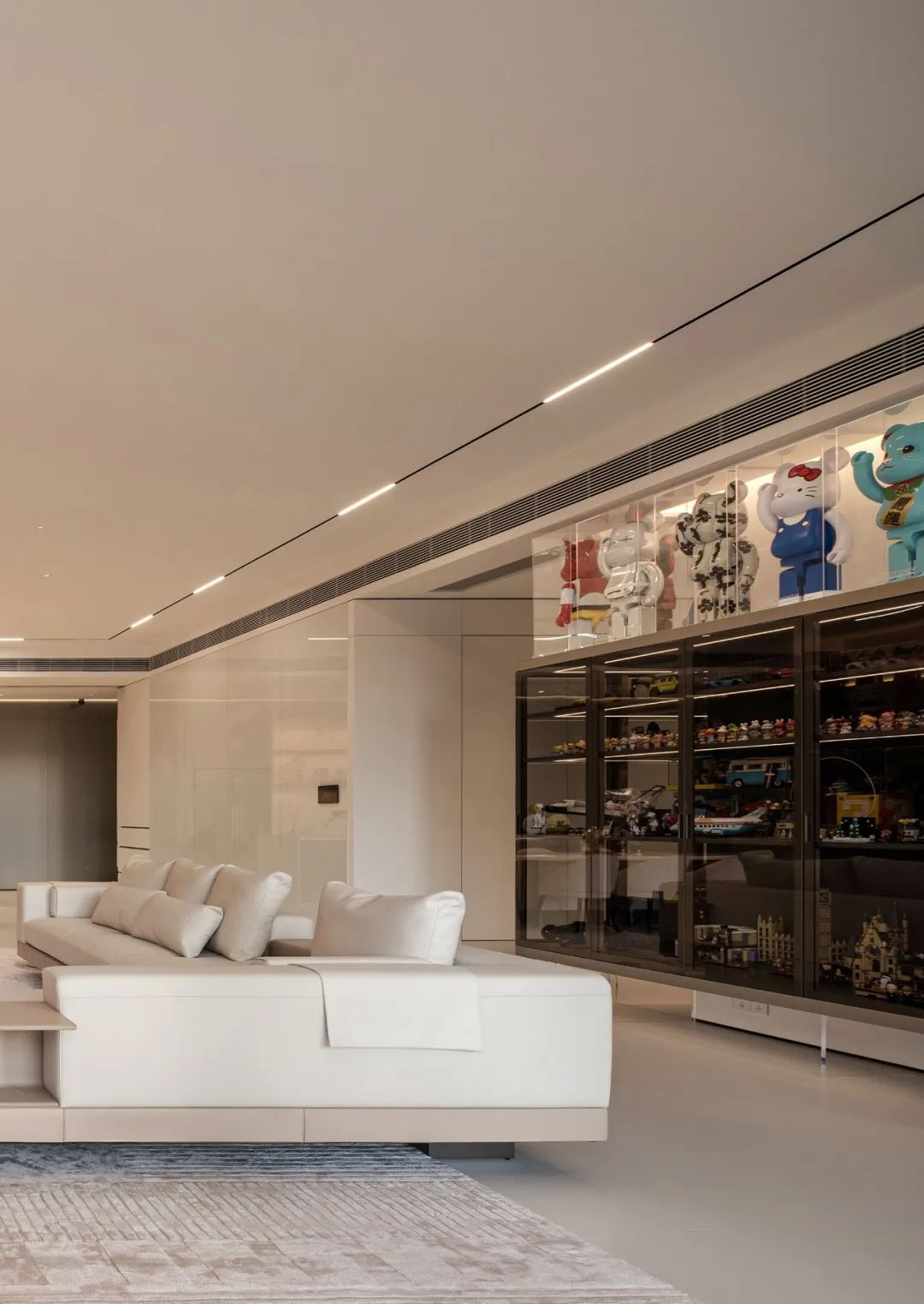 白色潮玩空间 · 光谱之家丨CQ Home-44