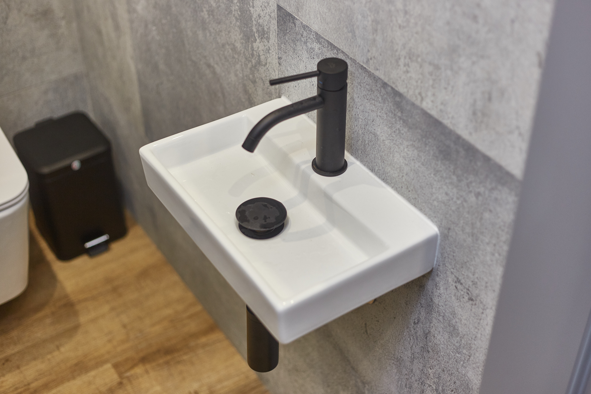 APARTMENT "HORIZON": 65 sq.m (Real)-12