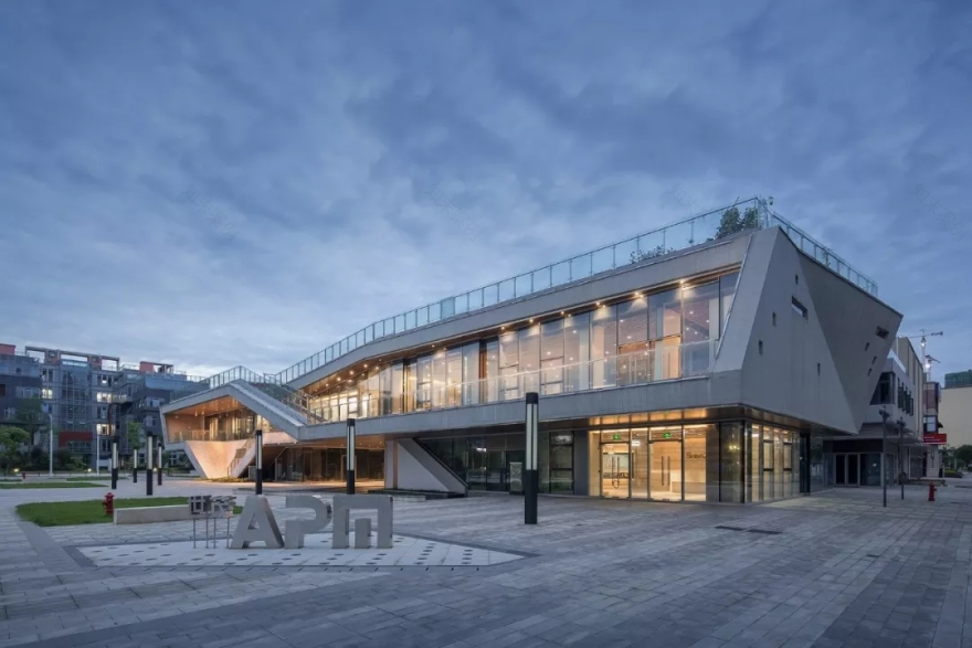 南昌世茂水城云中心丨中国南昌-4