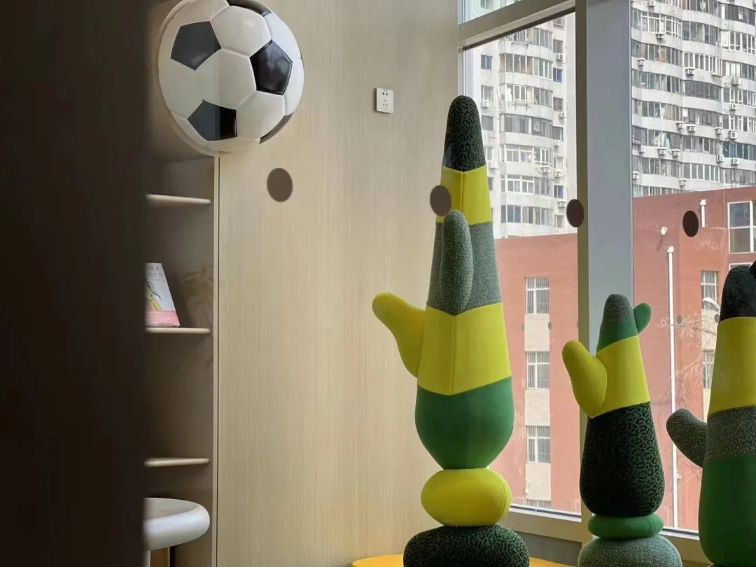 大连西安路蔚来中心丨中国大连丨元禾大千(软装),MOC DESIGN(硬装)-44