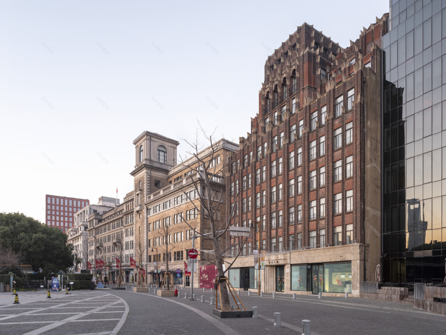 外滩源
注:ROCKBUND是上海外滩源的英文名称,这是一个特定的地名概念 丨中国上海-3