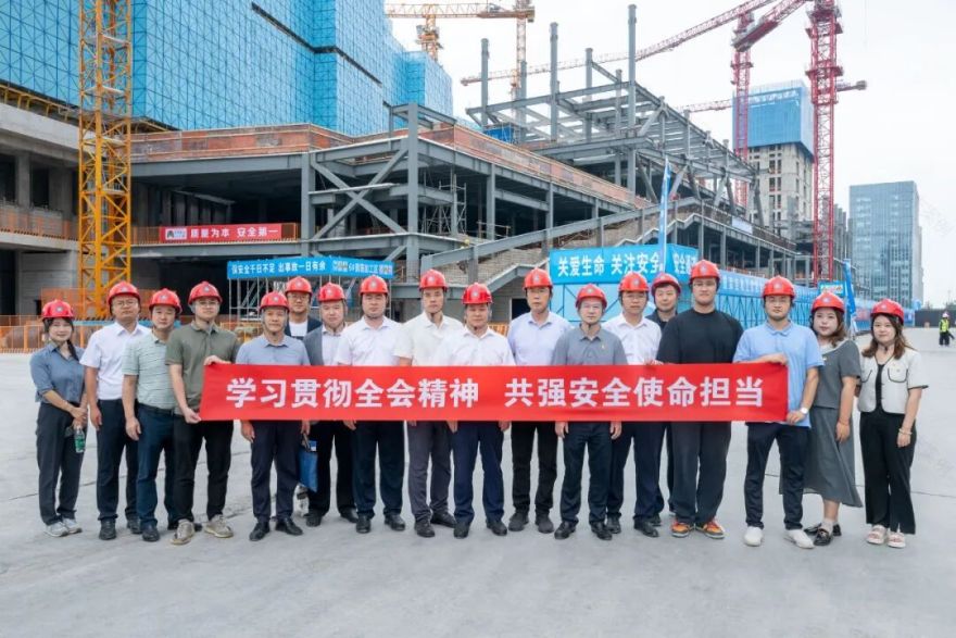 推动昆山城市品质“腾空飞跃”!中建八局昆山城投新天地项目主体结构全面封顶-56