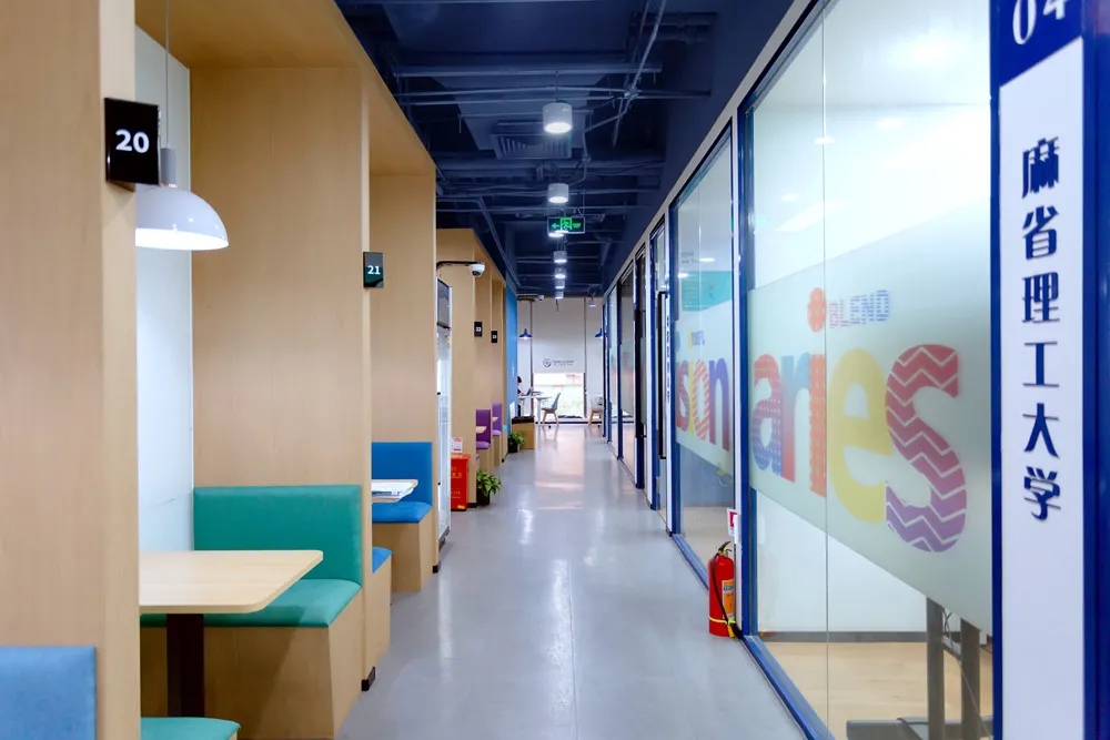 上海唯寻国际教育 Vision 办公空间丨中国上海丨空间规划局-11