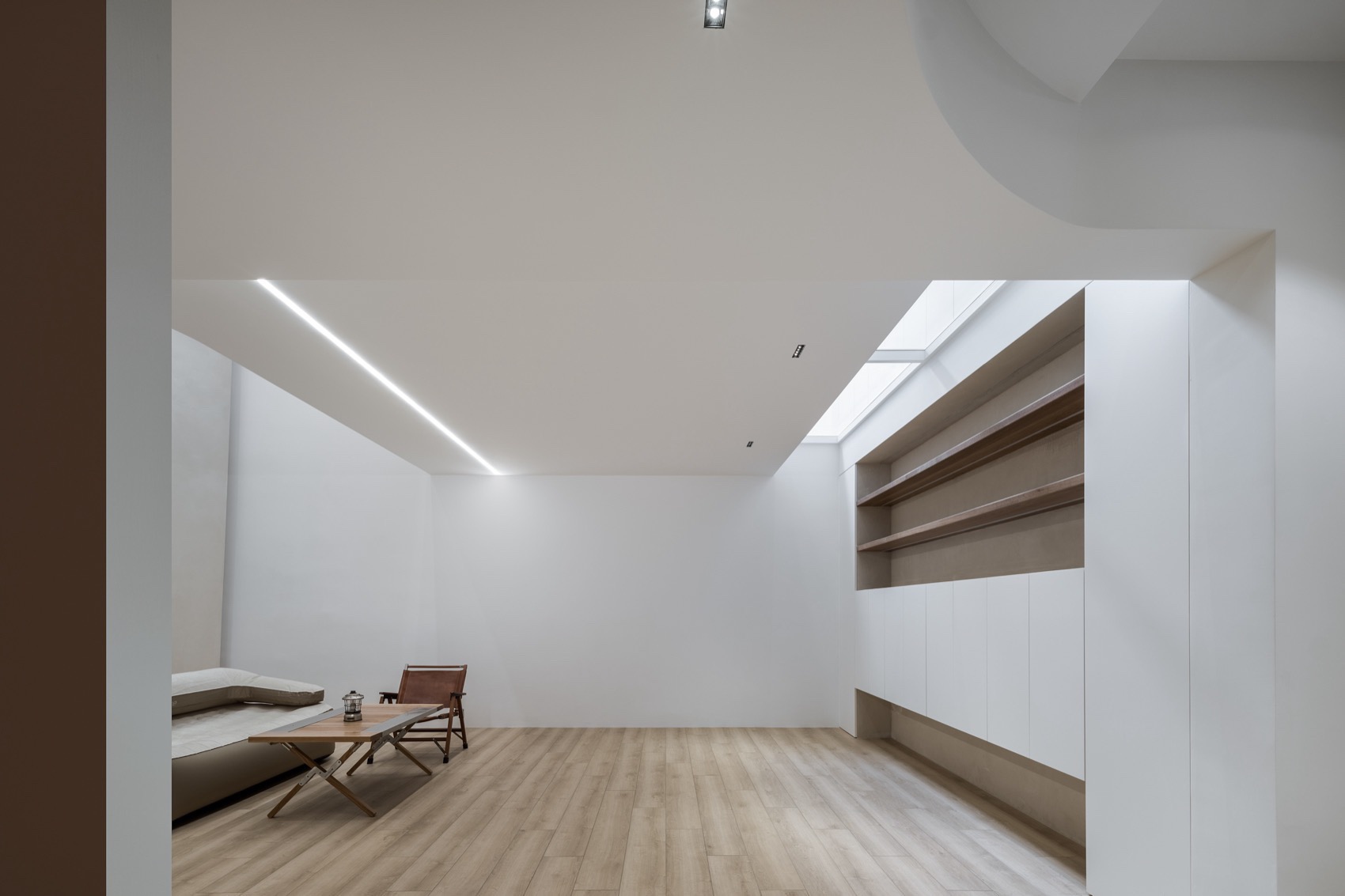 蓄光的地下厅|上海 大海小燕设计工作室-14