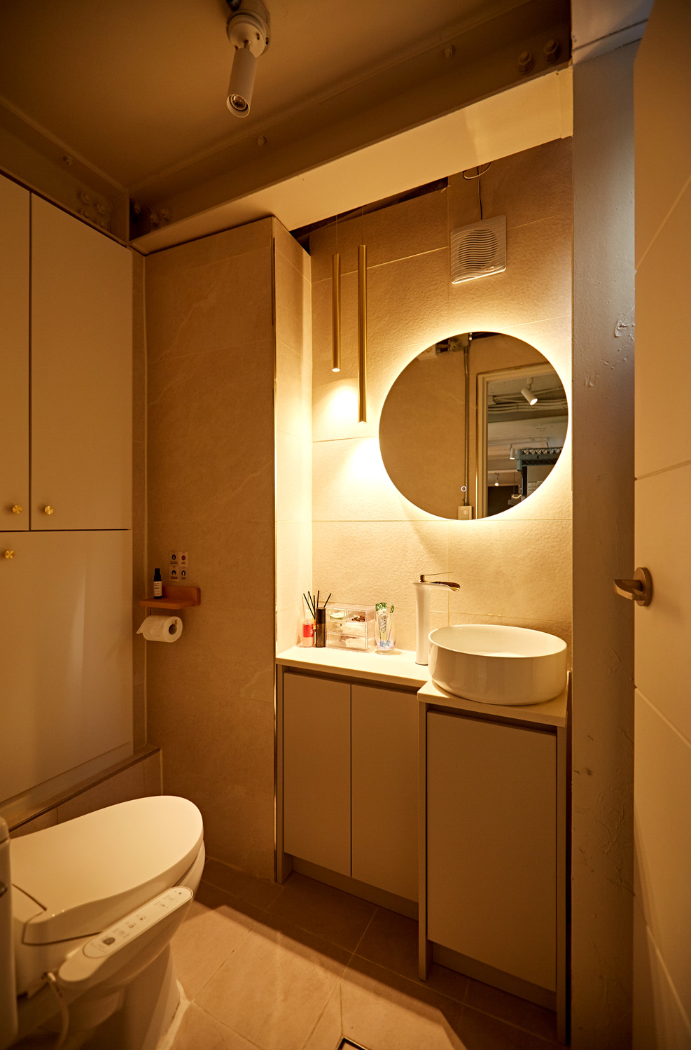 15 坪现代简约办公空间，打造极简商务风-15