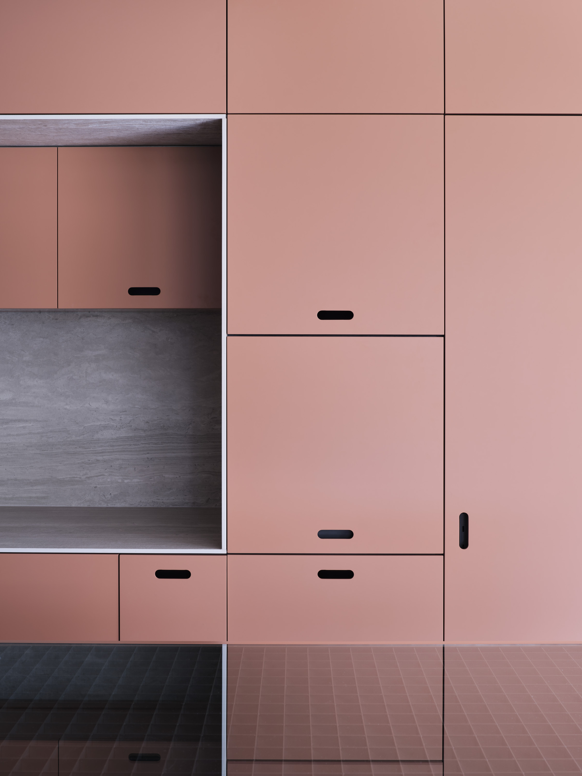 Apartmentary Dosan Offices and Showroom / studio fragment-21