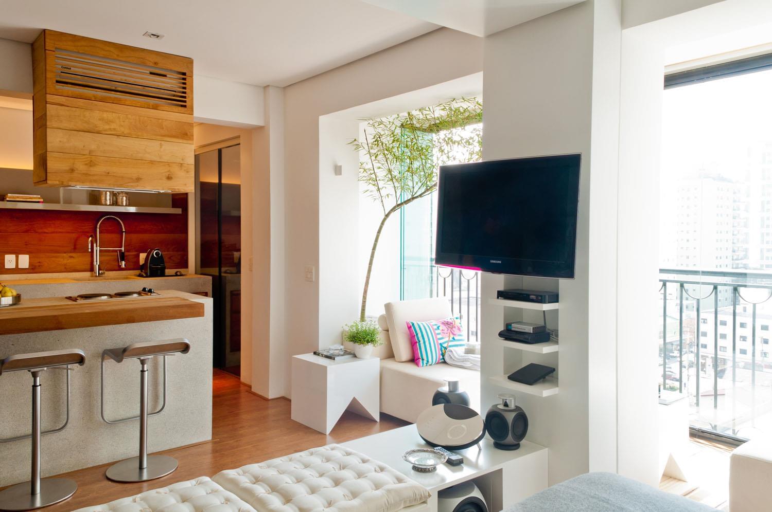 托尼尼奥·诺罗尼亚办公室 8 个项目-1