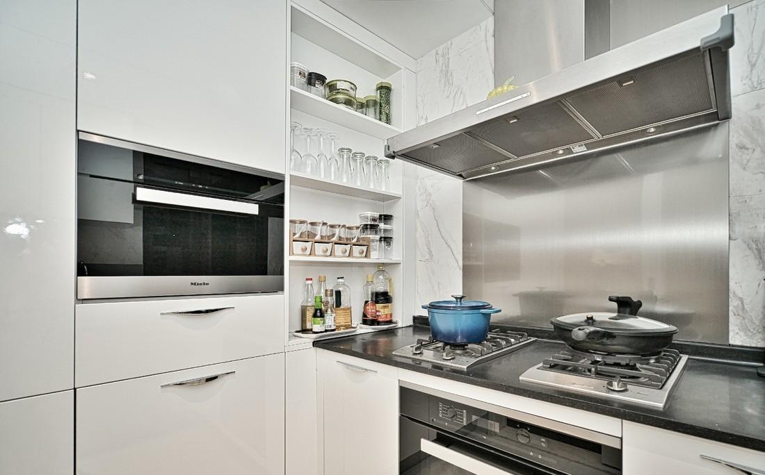 三原色装点的梦幻之家-58