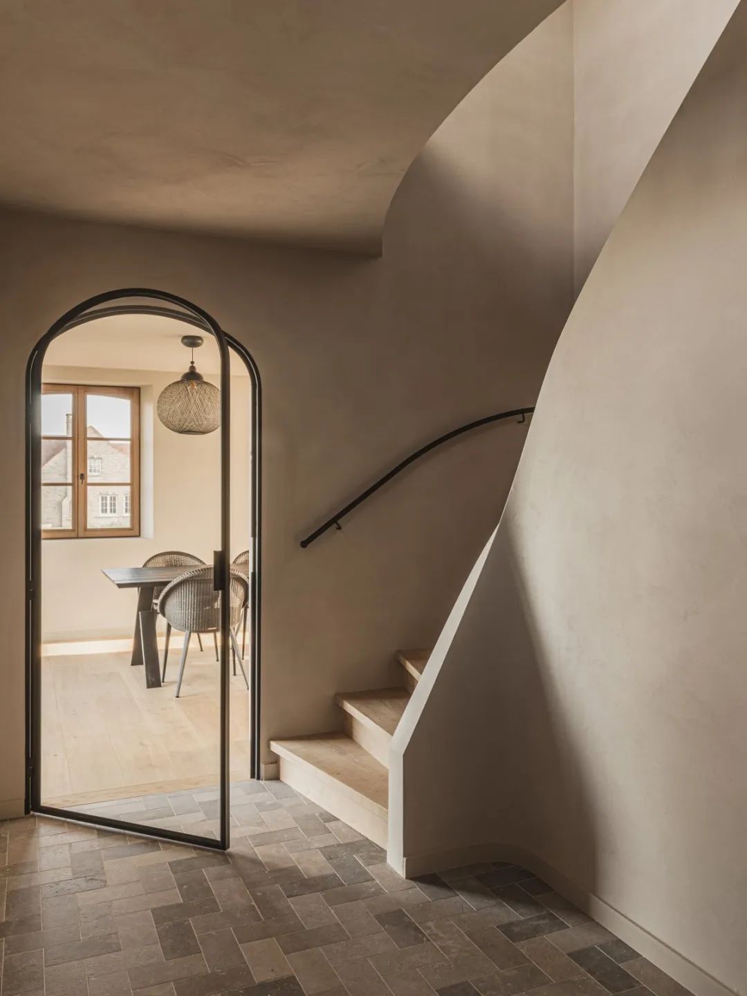 极简奢华的空间美学 · 比利时 Kortrijk jk House丨Laura Calleeuw-5