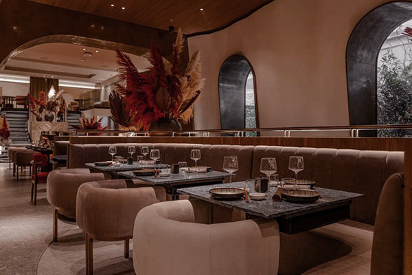 米兰多莫寿司店丨室内设计师Ashley Gadeova,Naos建筑公司-16