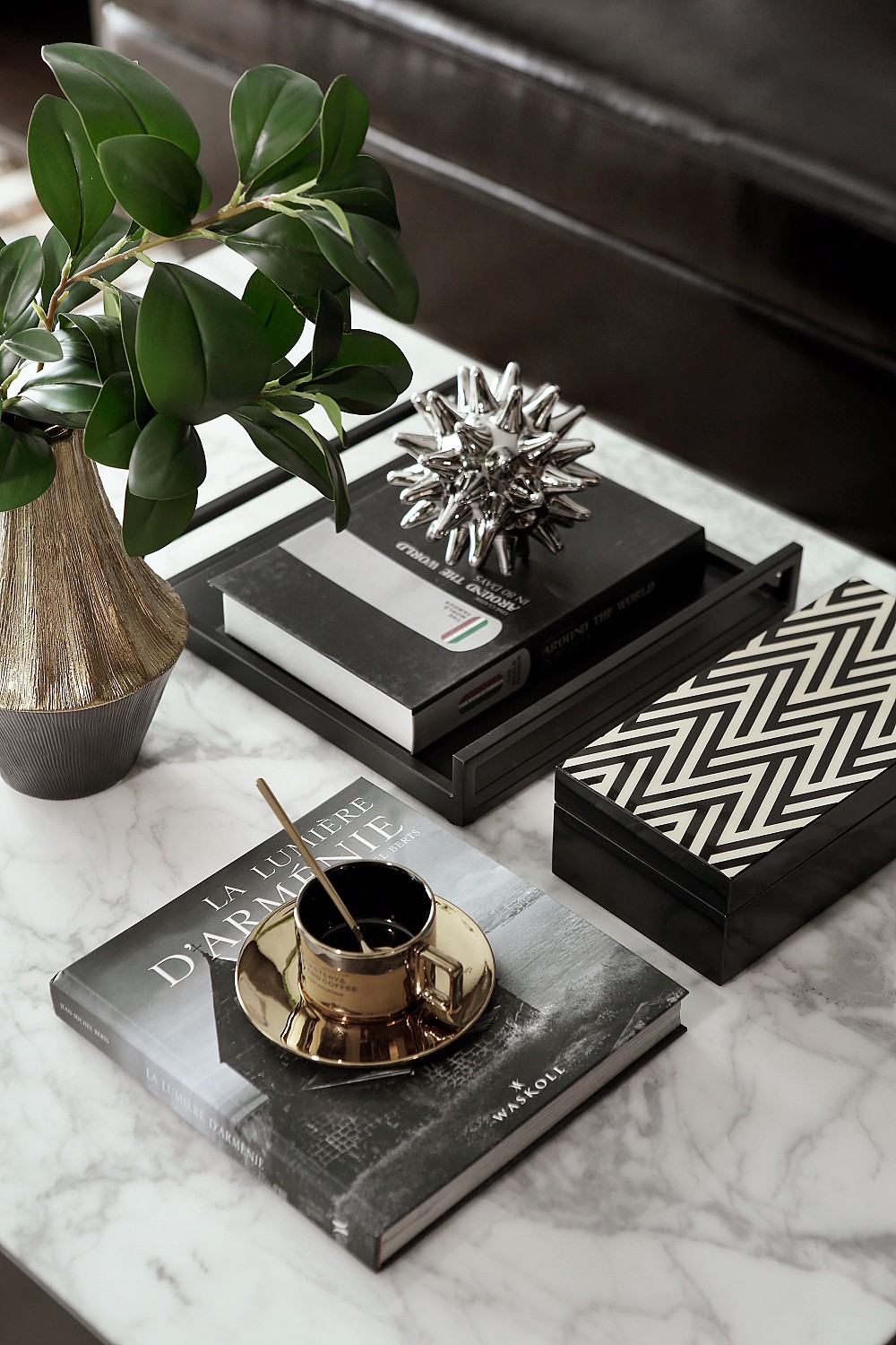 现代轻奢室内设计-11