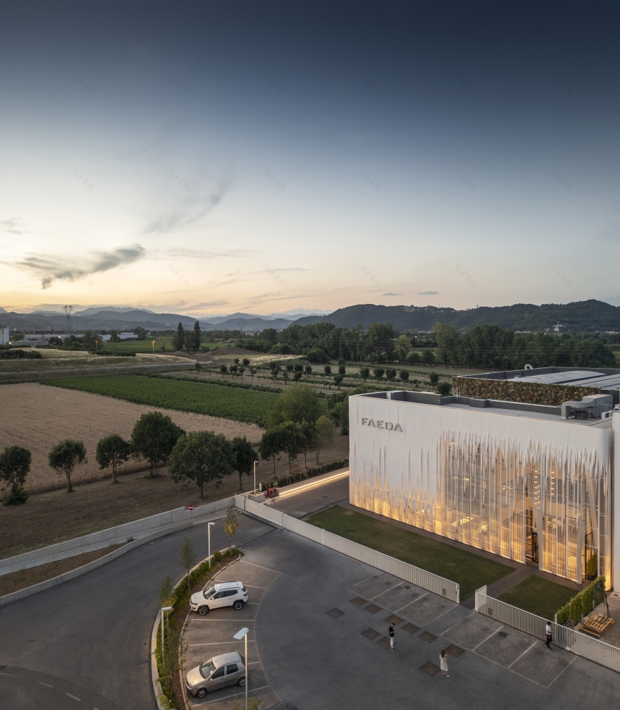 Faeda 总部办公楼丨3ndyStudio-58