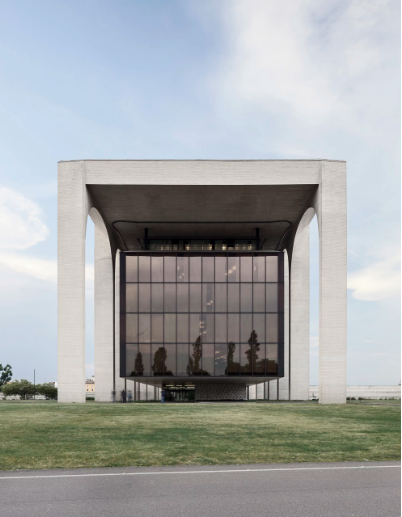 尼迈耶的蒙达多利集团总部丨意大利-14