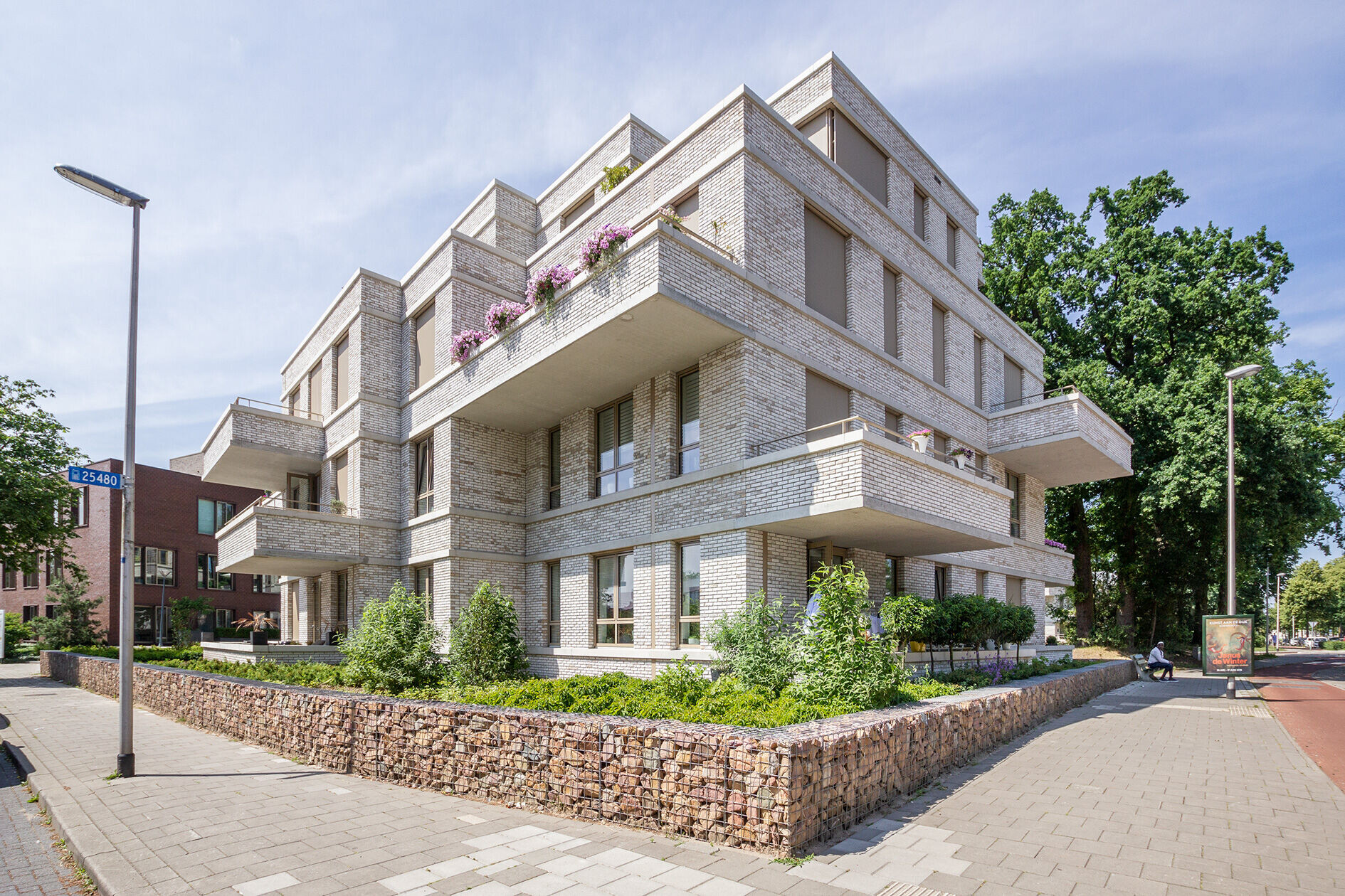 荷兰 Bussum 村的三栋雕塑公寓别墅丨LEVS architecten-10