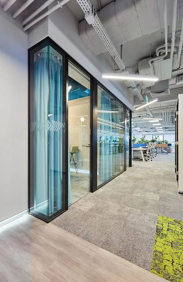 埃森哲布加勒斯特办公室 | 以人为本的全脑领导力空间-18