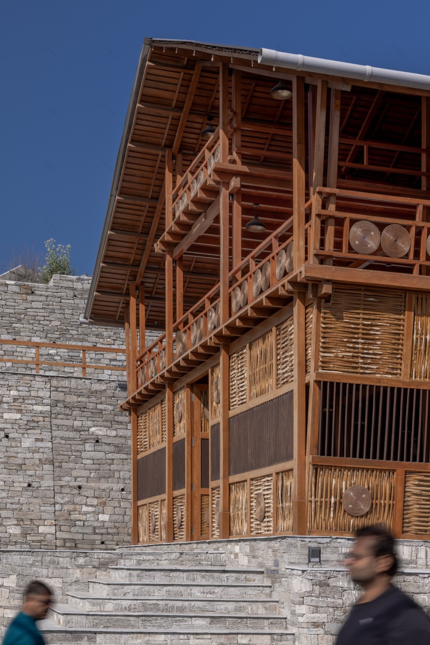 钱帕瓦特市场广场丨印度丨Compartment S4-28