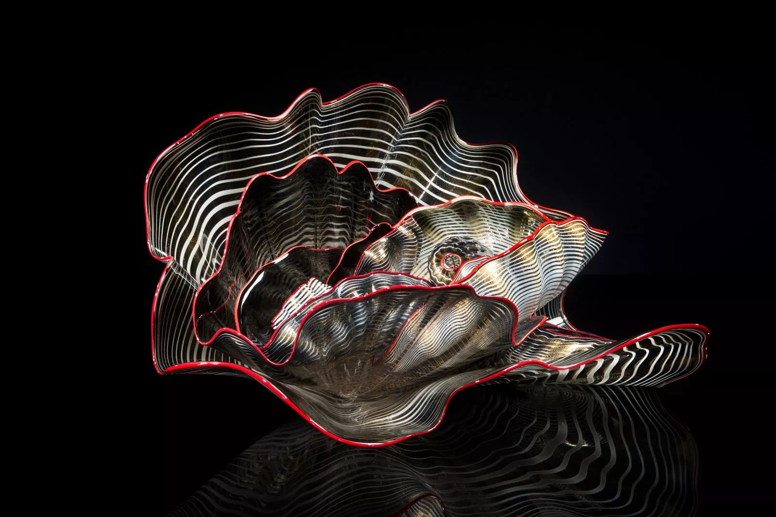 梦幻般的光与色彩 | Dale Chihuly 的玻璃艺术世界-59