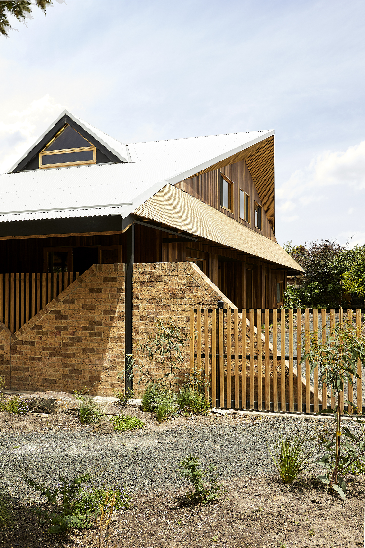 The Good Life House / MRTN Architects-25