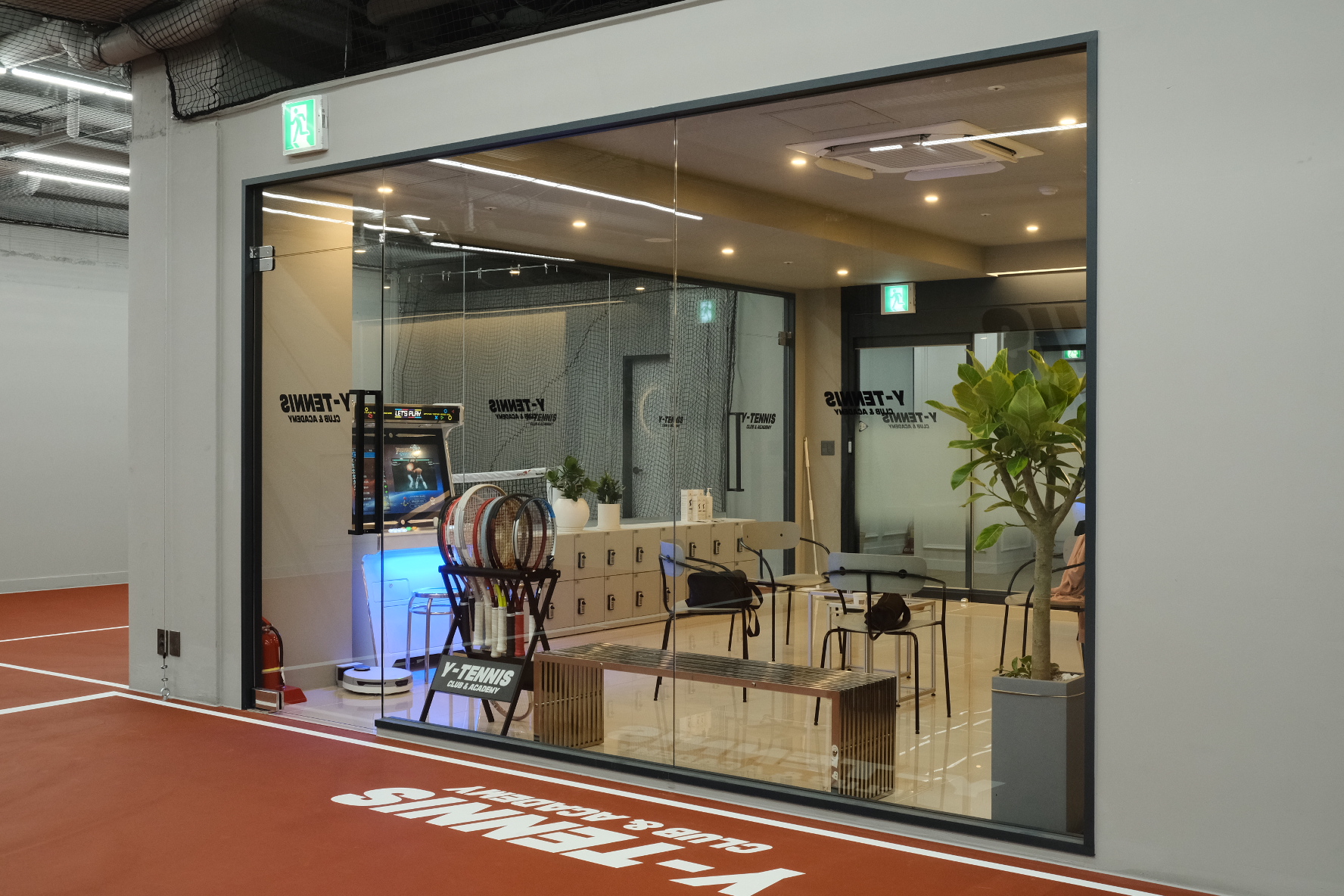 70 平小空间，打造极简舒适的网球俱乐部-6