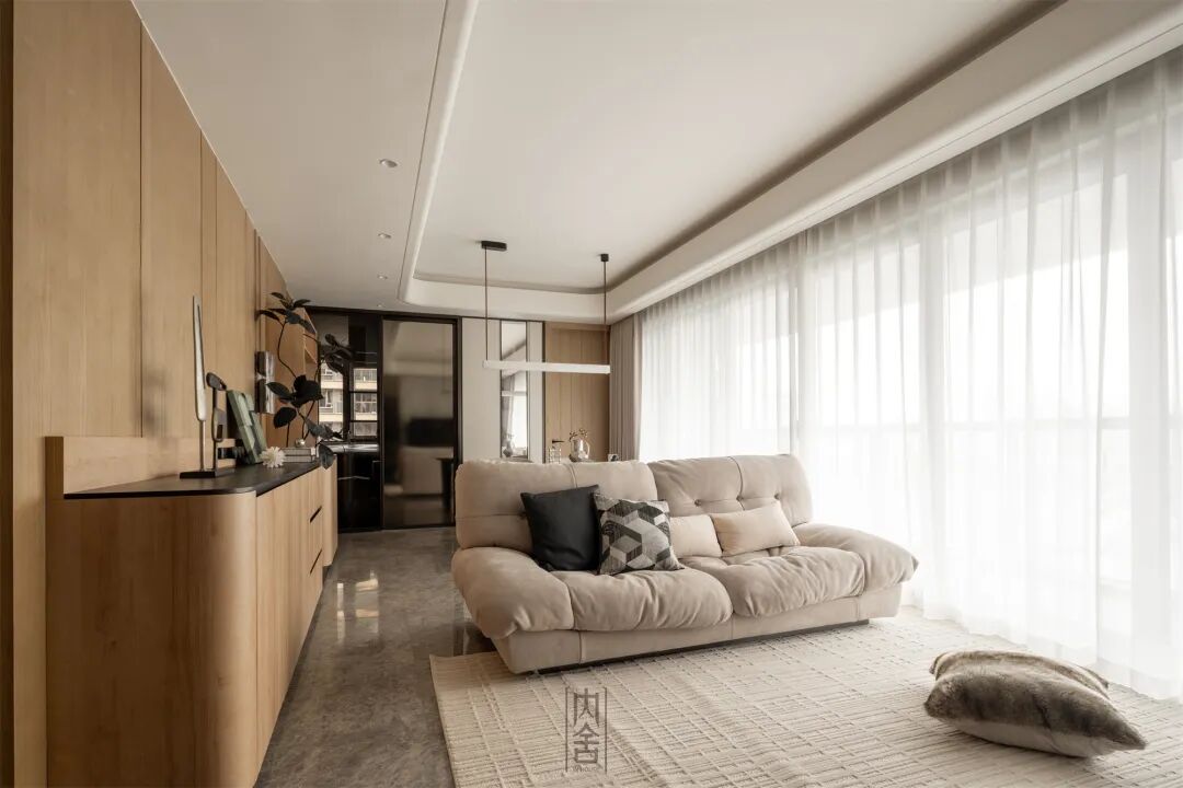 内舍软装丨143㎡意式原木风，光的走向，决定了家的节奏。-6