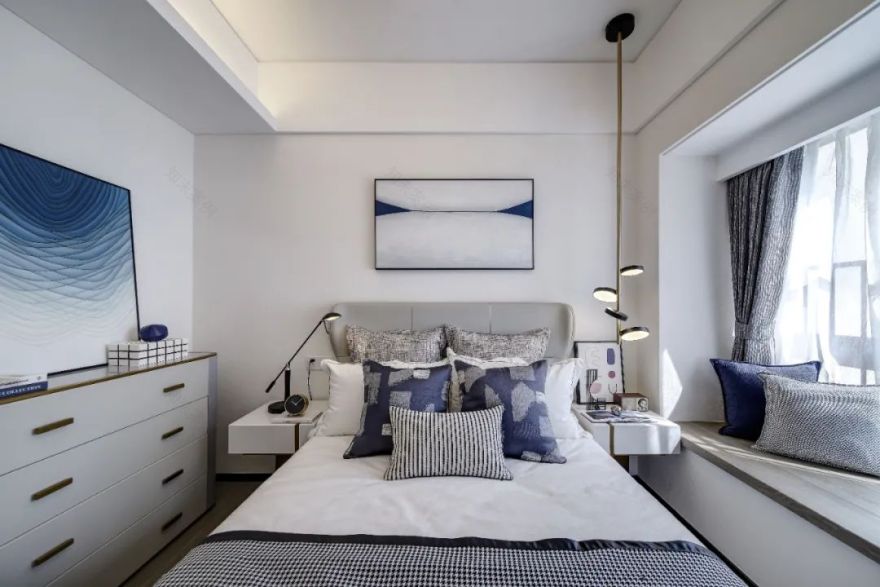 深圳碧桂园观麓花园 | 89㎡现代潮居,星际熊点缀克莱因蓝空间-62