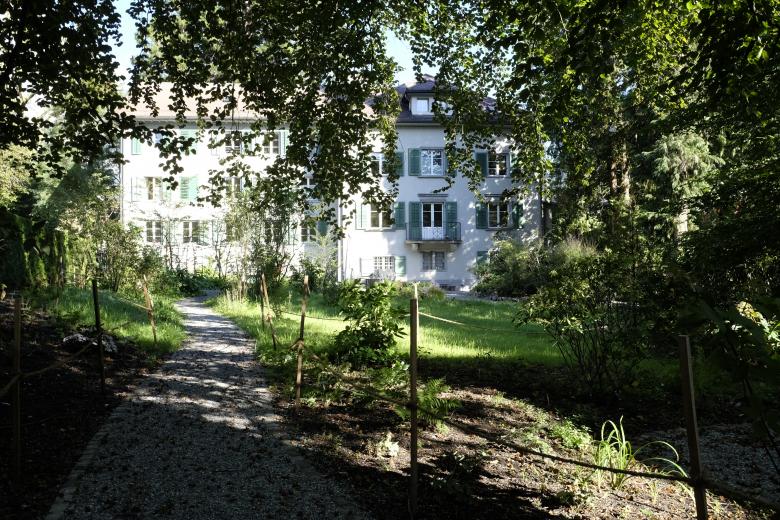 Garten Freienstein Glarus 景观设计丨瑞士-13