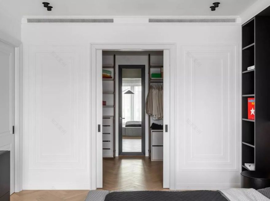 黑白魅力 · 120㎡艺术空间设计丨Alexandra Burmistrova-18