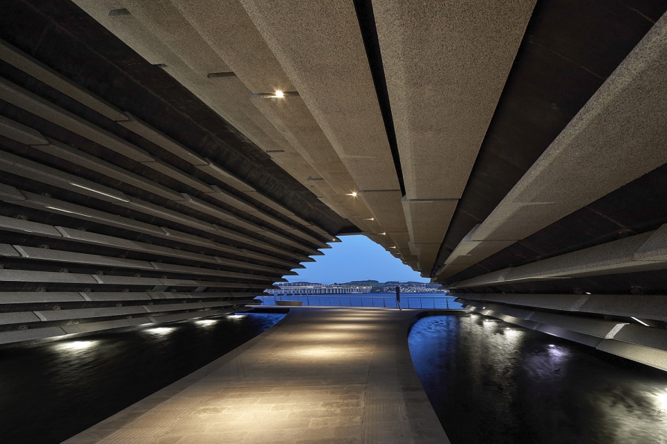 V&A Dundee 博物馆 | 隈研吾的苏格兰自然灵感之作-32