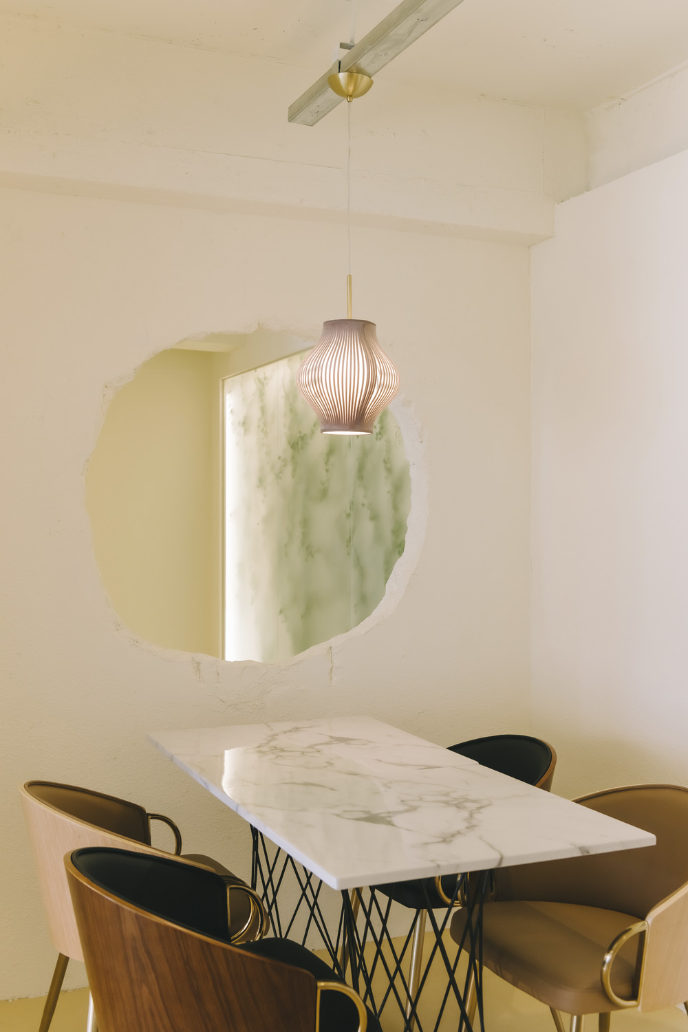 白色极简咖啡厅设计，视觉与味觉的双重享受-9