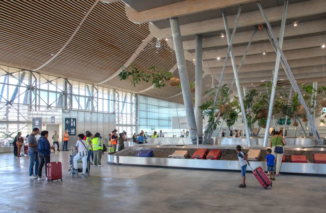 中国烟台蓬莱国际机场T2丨中国山东丨Aedas,中建西南院,上海新时代机场设计研究院-27
