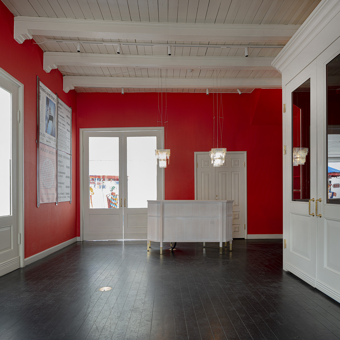 自由展览馆（注：准确称呼可能因当地实际情况有差异，这里依据字面进行翻译 ） -13