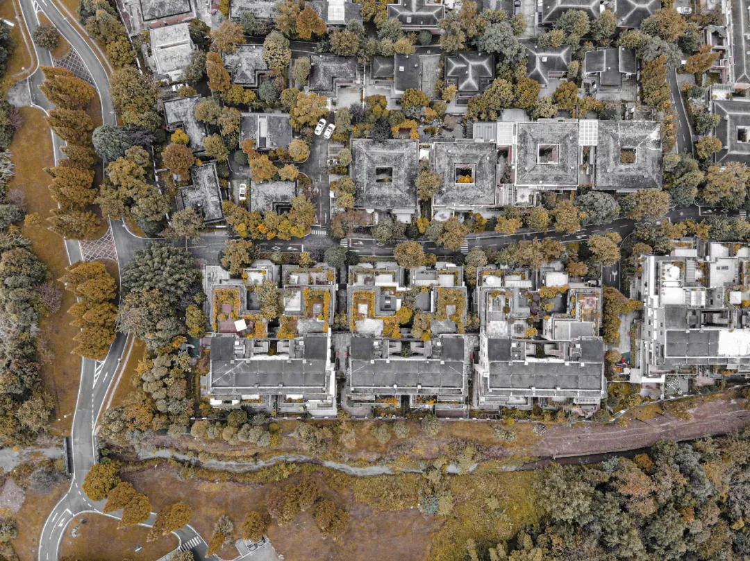 山外山 · 成都青城山脚下的侘寂豪宅设计丨中国成都丨锦霖设计工作室-1