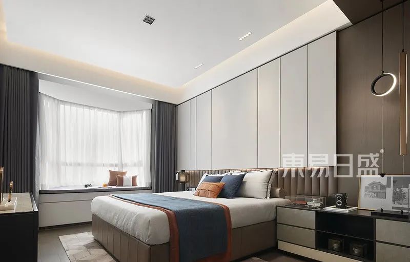 180㎡轻奢风设计，黑白灰咖的精致生活-33