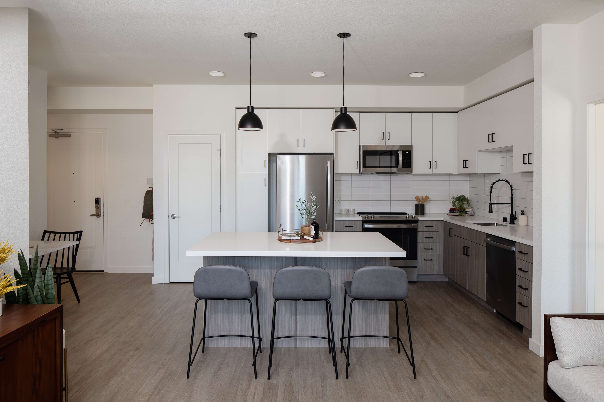 38 North — Vida Design-64