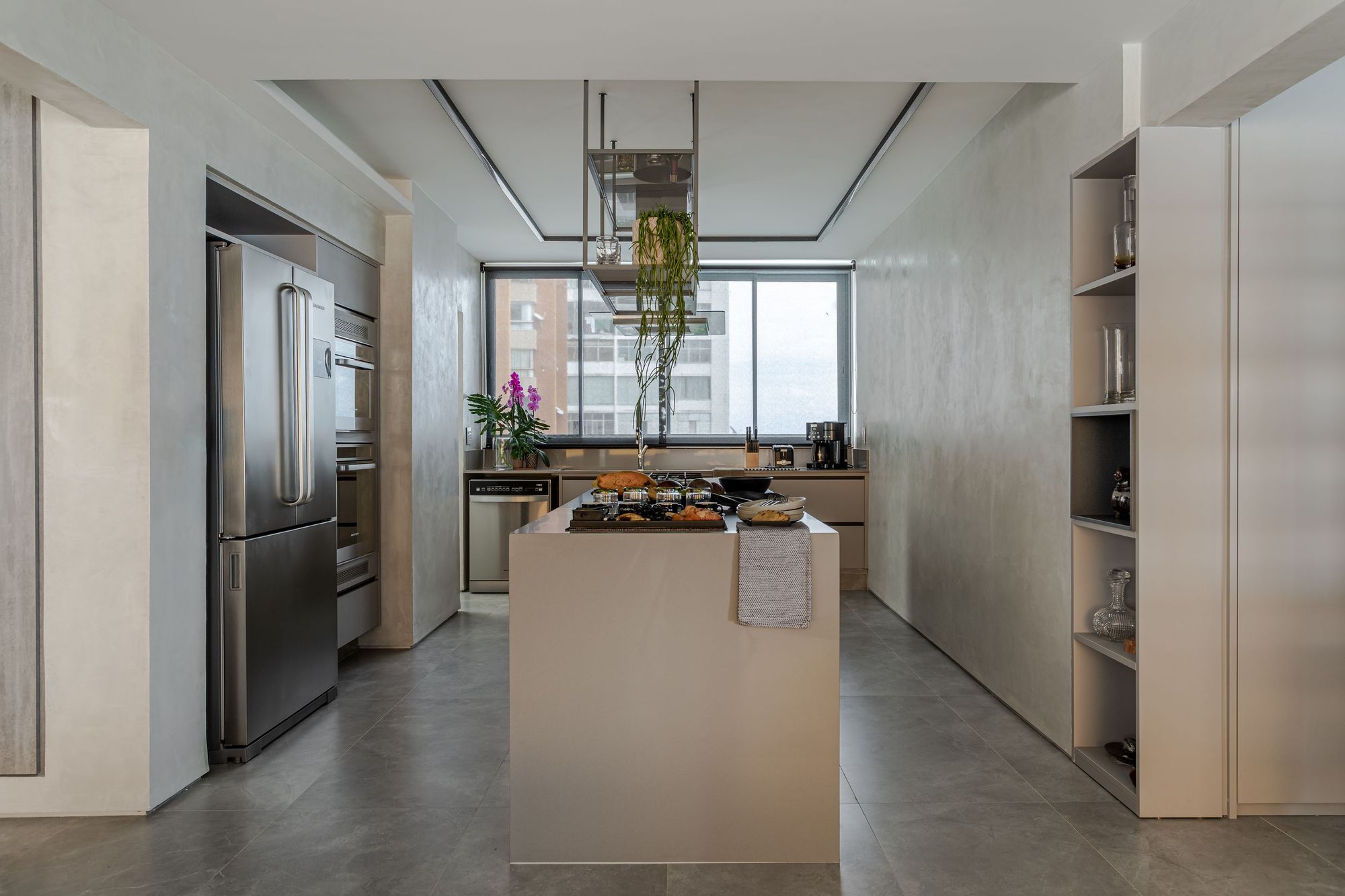 私人混凝土公寓丨巴西丨Paulo Melo e Paulo Andrade-31