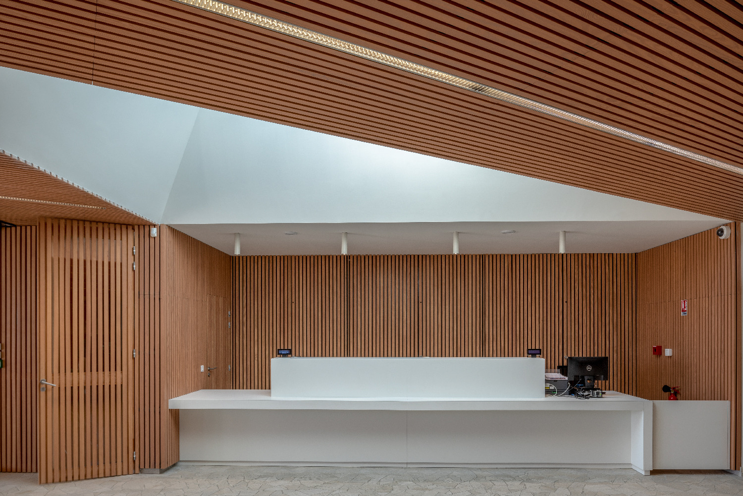 体育馆丨MultiplexeAquatique-197