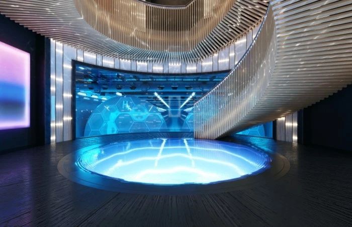 比尔盖茨狂砸45亿拿下世上第一艘氢动力游艇？超华丽设计碾压一套豪宅！-3