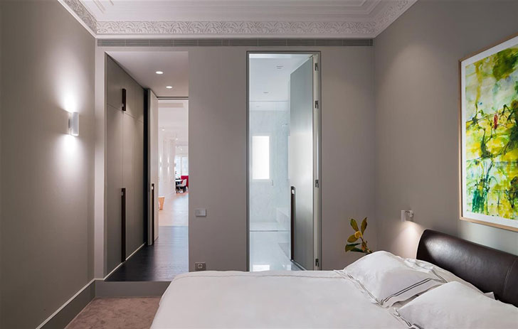 巴塞罗那 19 世纪古建筑中的明亮家园-16