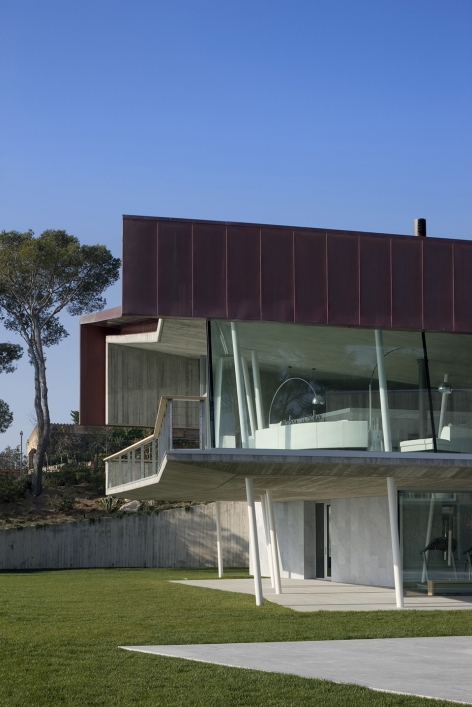 五口之家西班牙夏日住宅,与大海相邻的景观盛宴-20