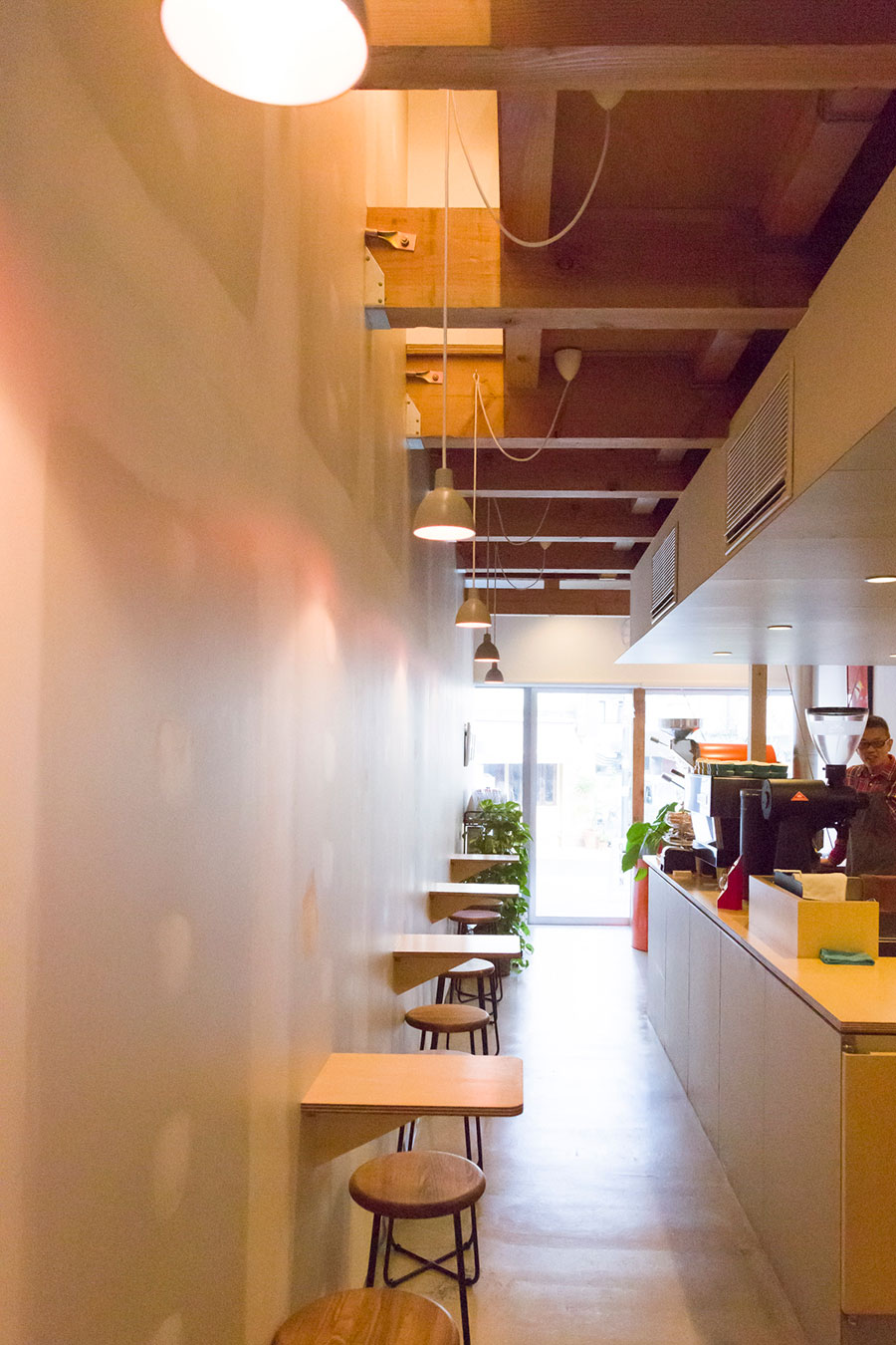 自宅の１階で働くリノベで作るぬくもりのある家とカフェ | Renovation | 100%LiFE-4