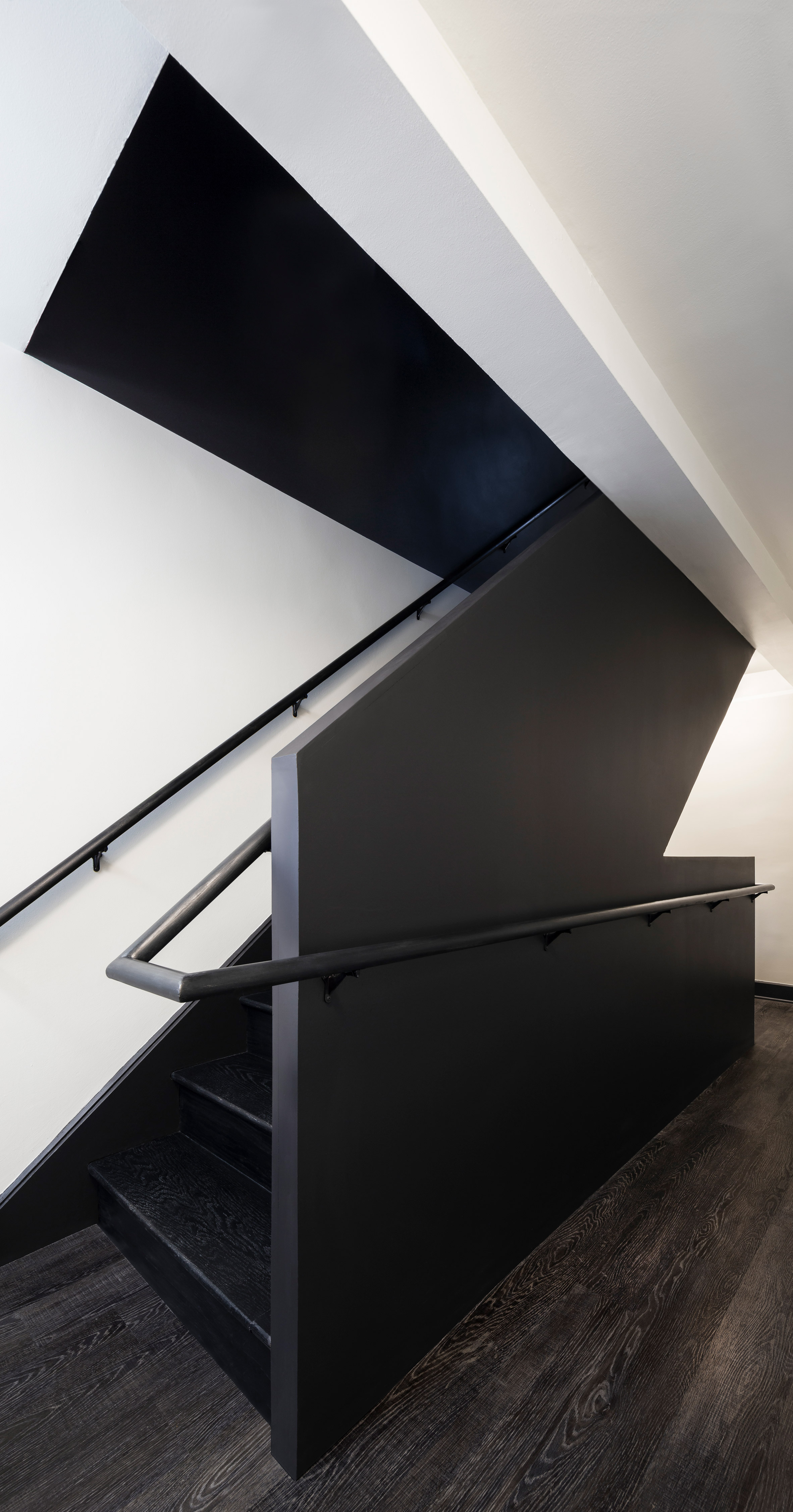 Yale 大学电台橙色表演室的惊艳设计-18