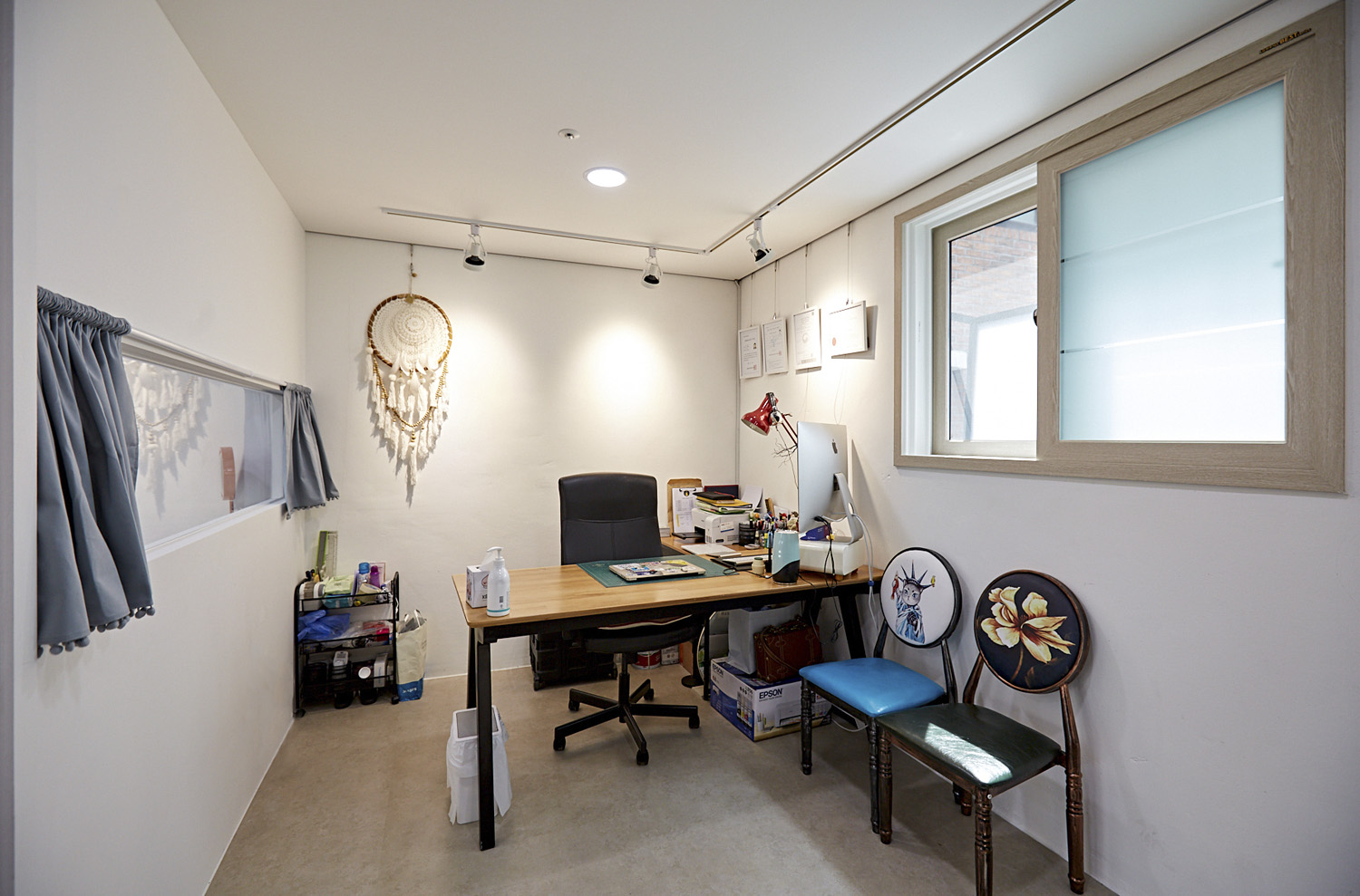 25 平米美术教室，极简白诠释艺术氛围-14