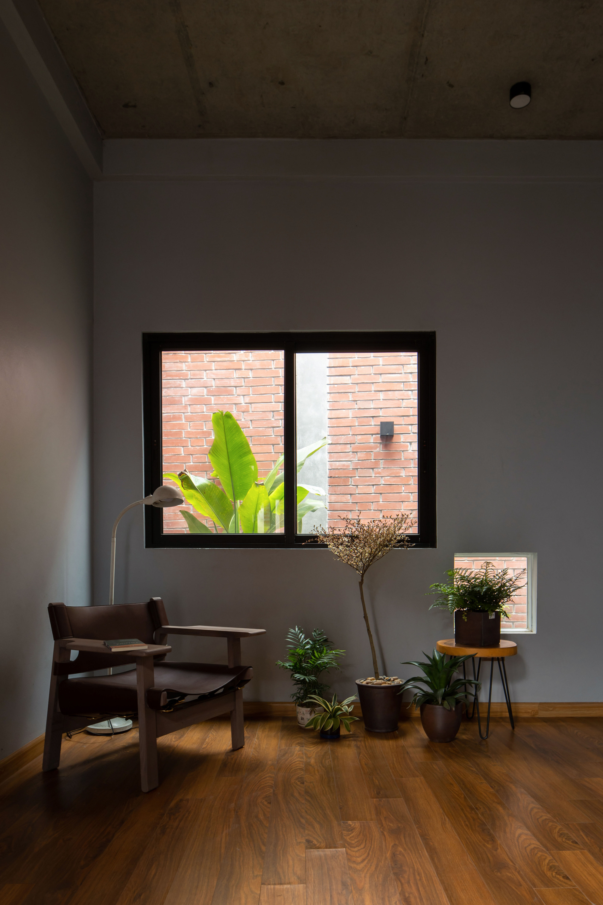 小砖房丨越南丨Tung Nguyen Architects-37